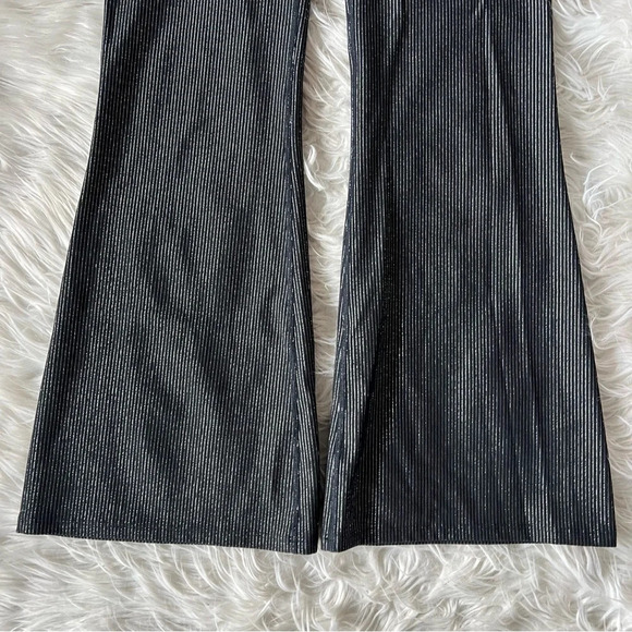 NWOT CARBON38 Flared Shimmer Pant Black Stretchy Metallic Women’s Medium - Picture 6 of 13